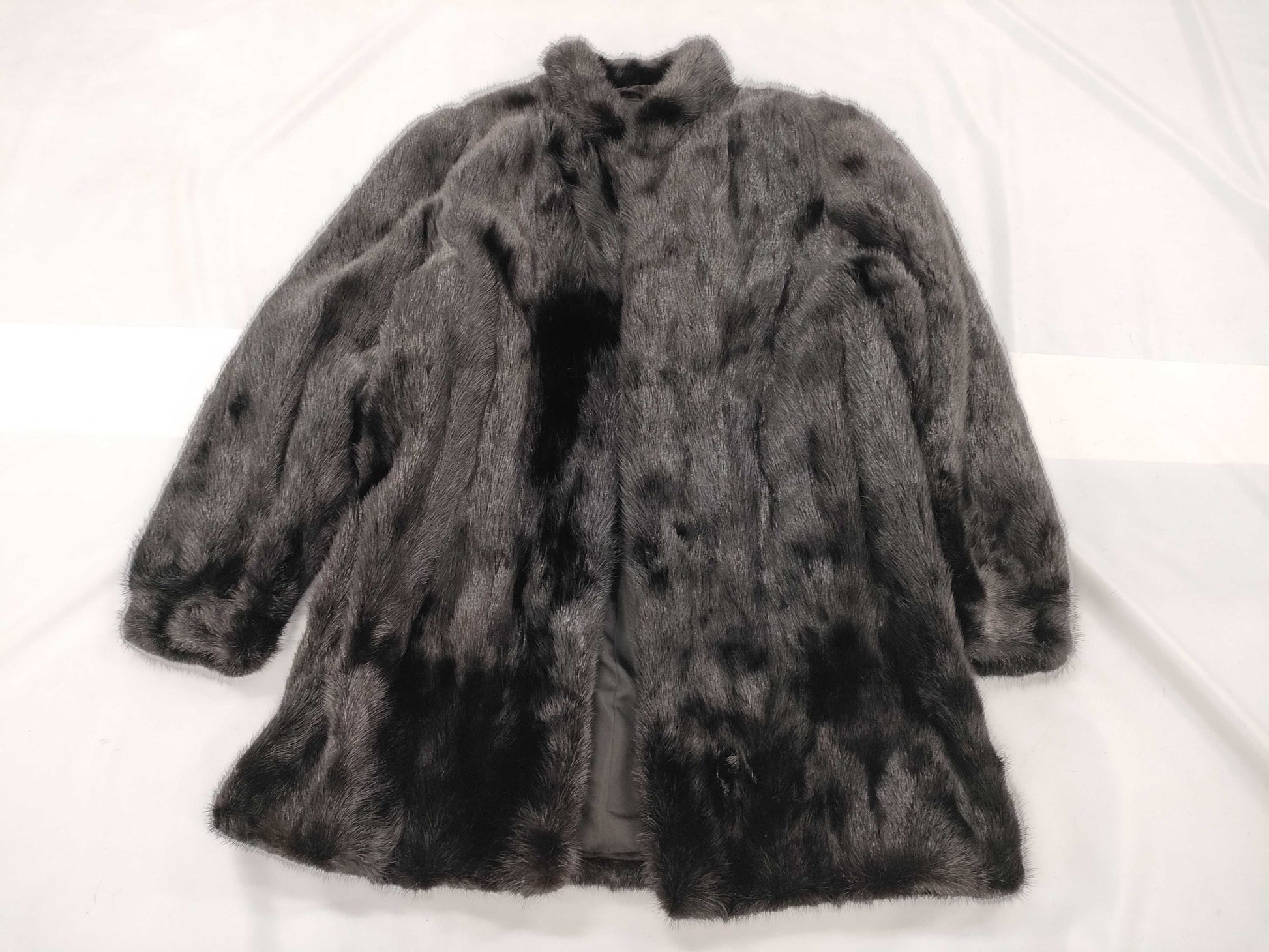 Saga Mink Fur Coat Size F Coat