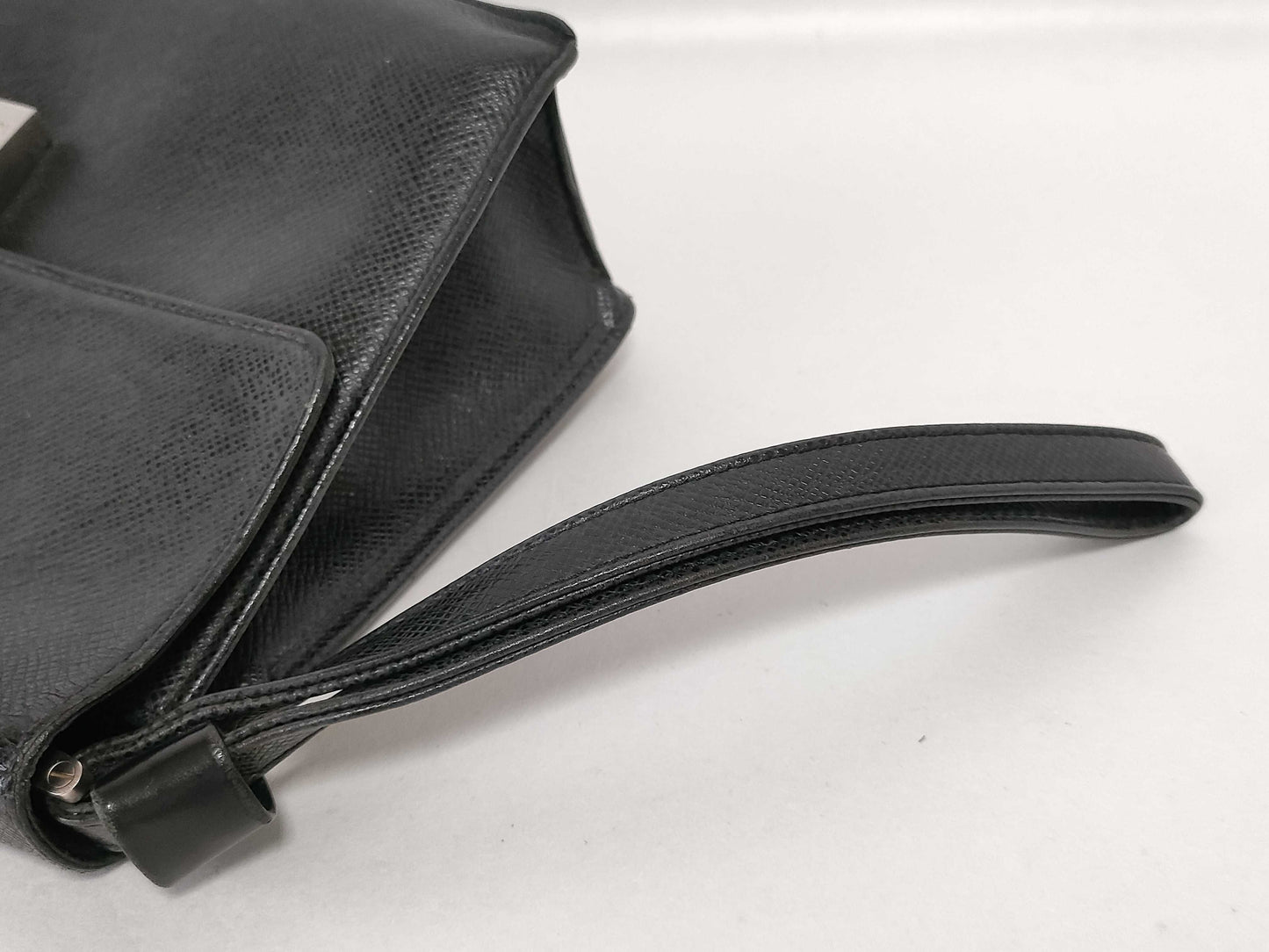 LOUIS VUITTON Taiga Louis Vuitton Clutch Bag Taiga CA0055 Selenga Second Bag