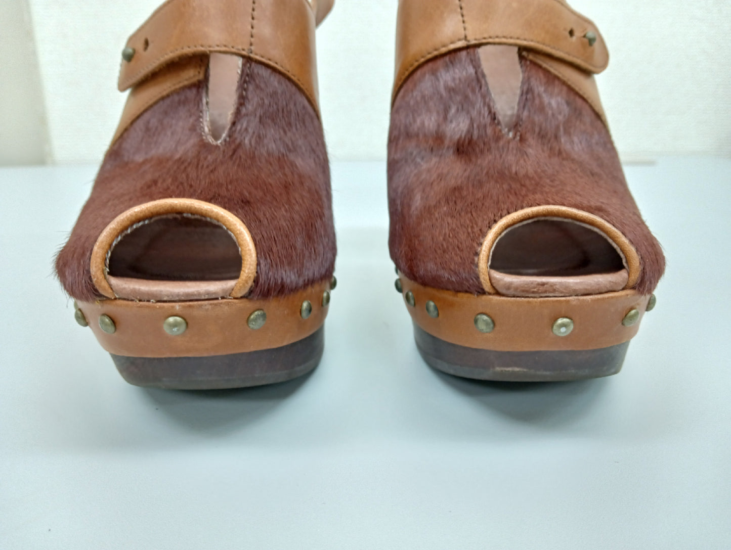 UGG Leather and Harako Sandals, Brown, Size 6