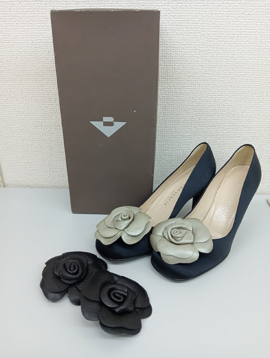 BOTTEGA VENETA Satin and Leather Pumps, Black, Size 36 1/2