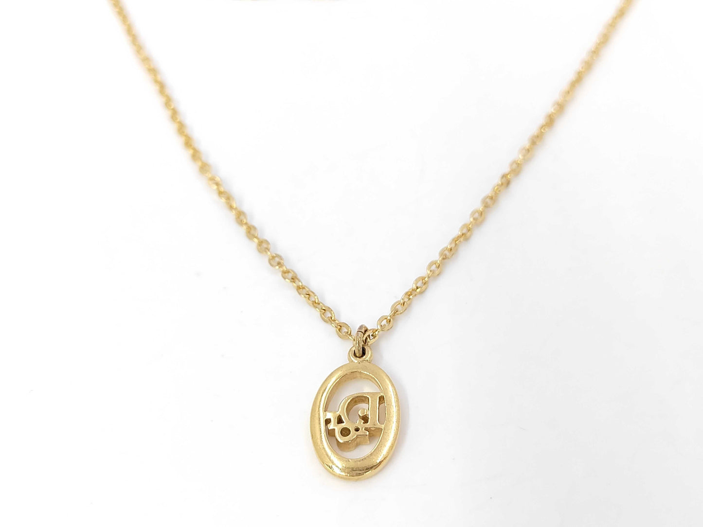 Dior Dior logo necklace necklace