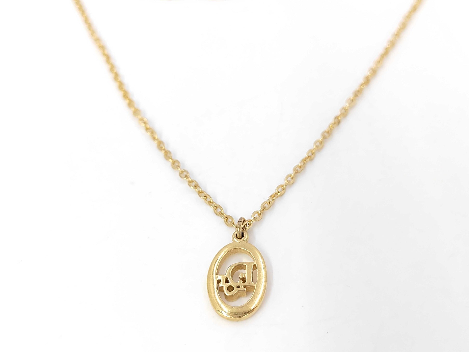 Dior Dior logo necklace necklace