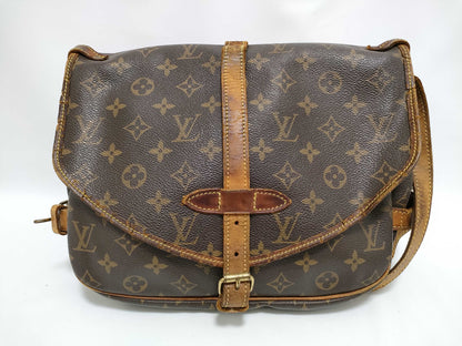 LOUIS VUITTON Monogram Louis Vuitton Saumur 30 Shoulder Bag