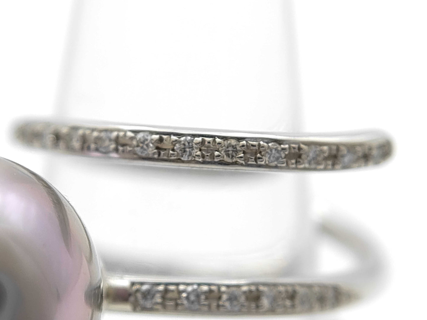 Pearl, diameter approximately 12.1mm, D0.318ct, F0.20ct, Pt900, 9.6g, Ring 