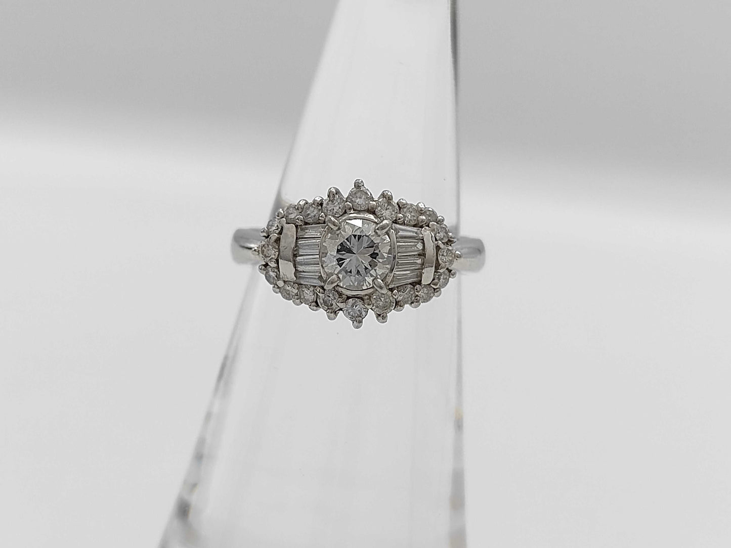 Diamond Pt900 6.6g Ring 