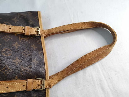 LOUIS VUITTON Monogram Louis Vuitton Shoulder Bag Monogram Bucket GM M42236 AR0997 Tote Bag