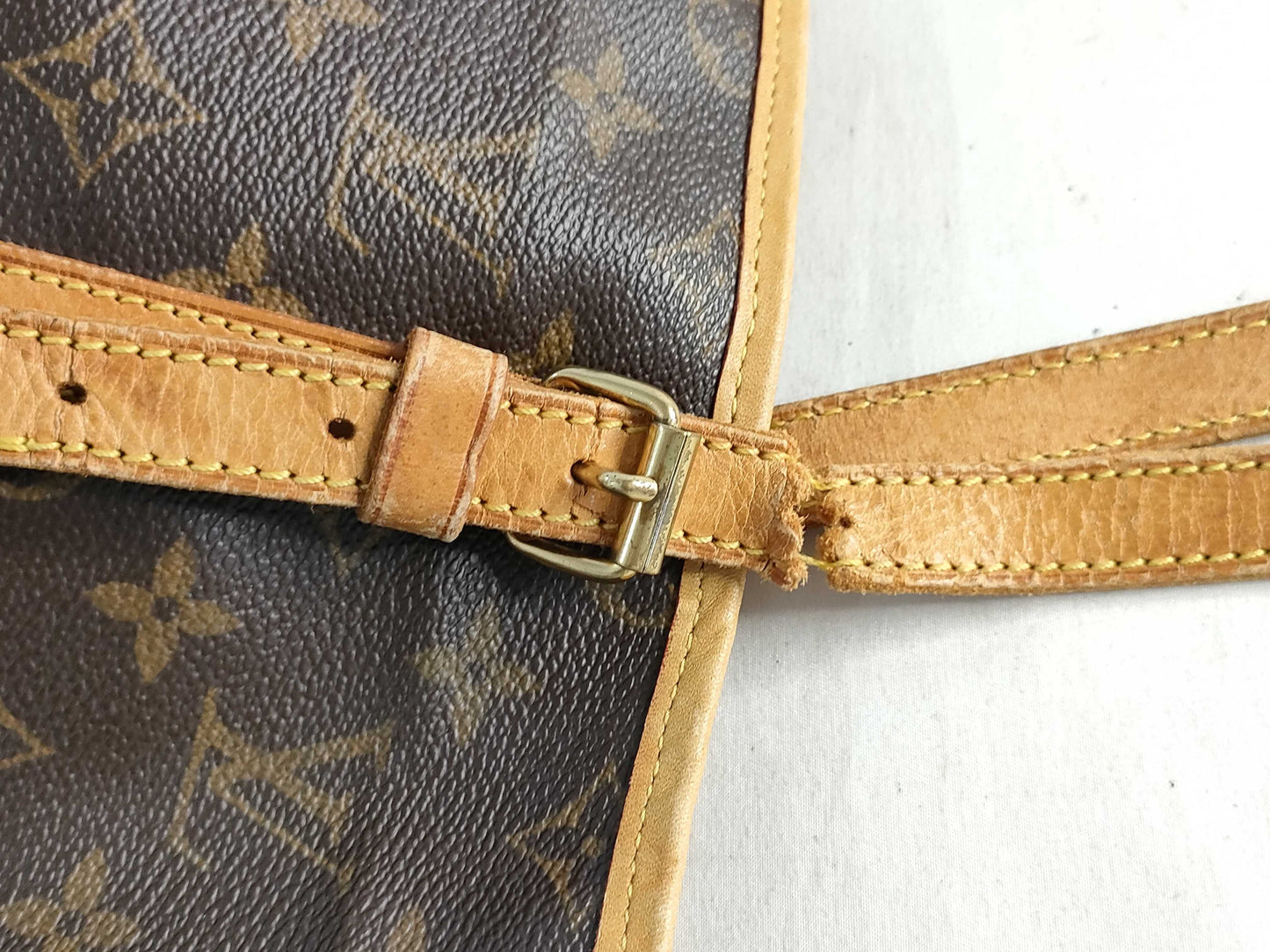 LOUIS VUITTON Monogram Louis Vuitton Shoulder Bag Monogram Bucket GM M42236 AR0997 Tote Bag