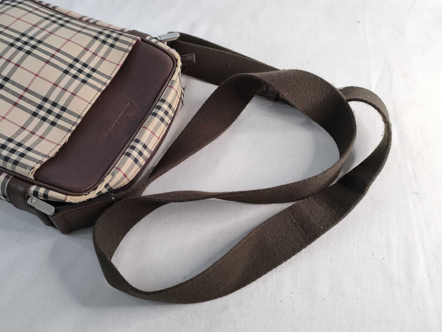 BURBERRY Nova Check Shoulder Bag