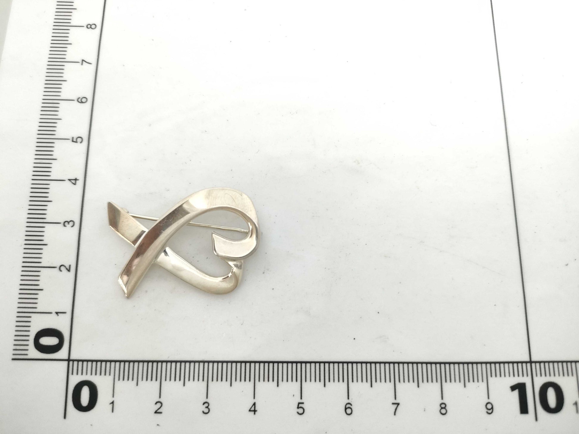 Tiffany & Co. Loving Heart Tiffany Brooch Loving Heart 925 Brooch