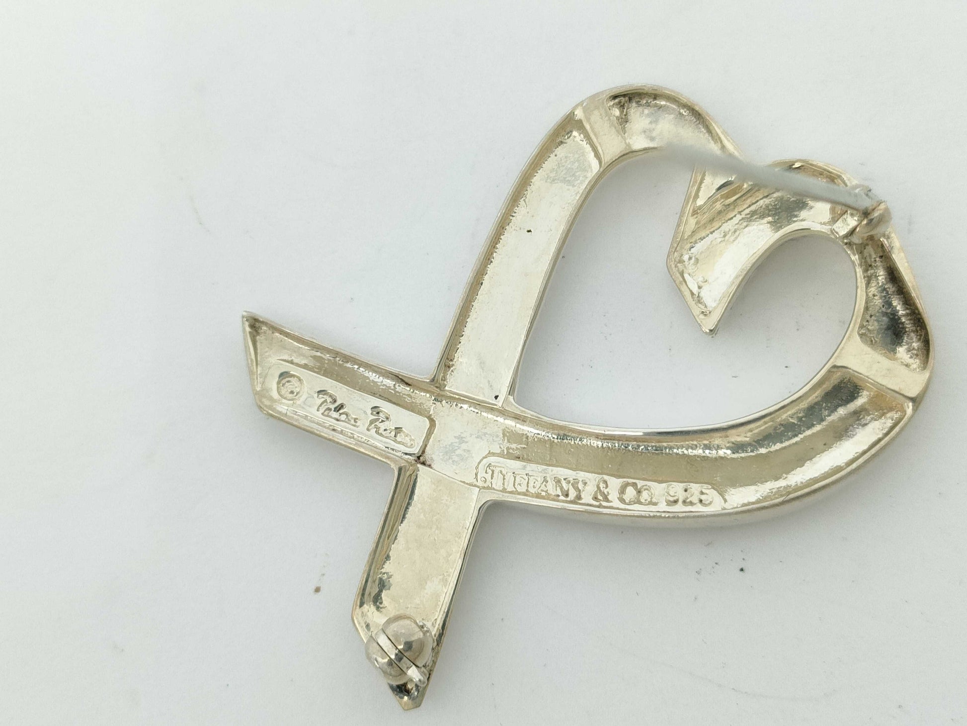 Tiffany & Co. Loving Heart Tiffany Brooch Loving Heart 925 Brooch
