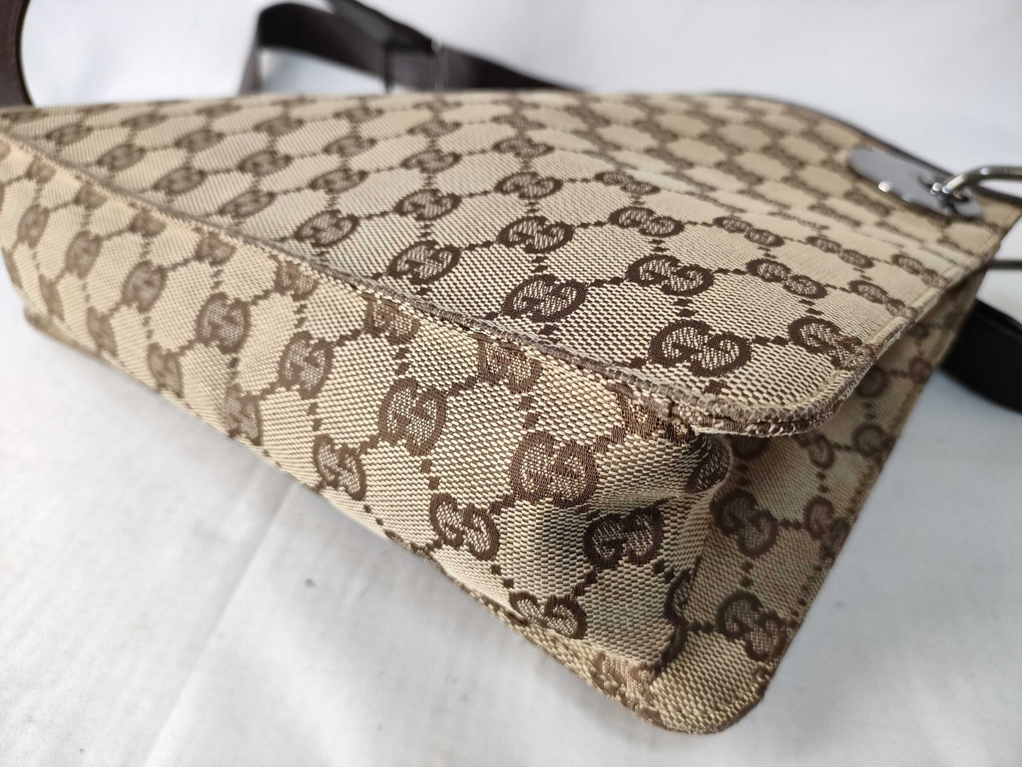 GUCCI GUCCI Shoulder Bag GG Canvas with Round Metal Fittings