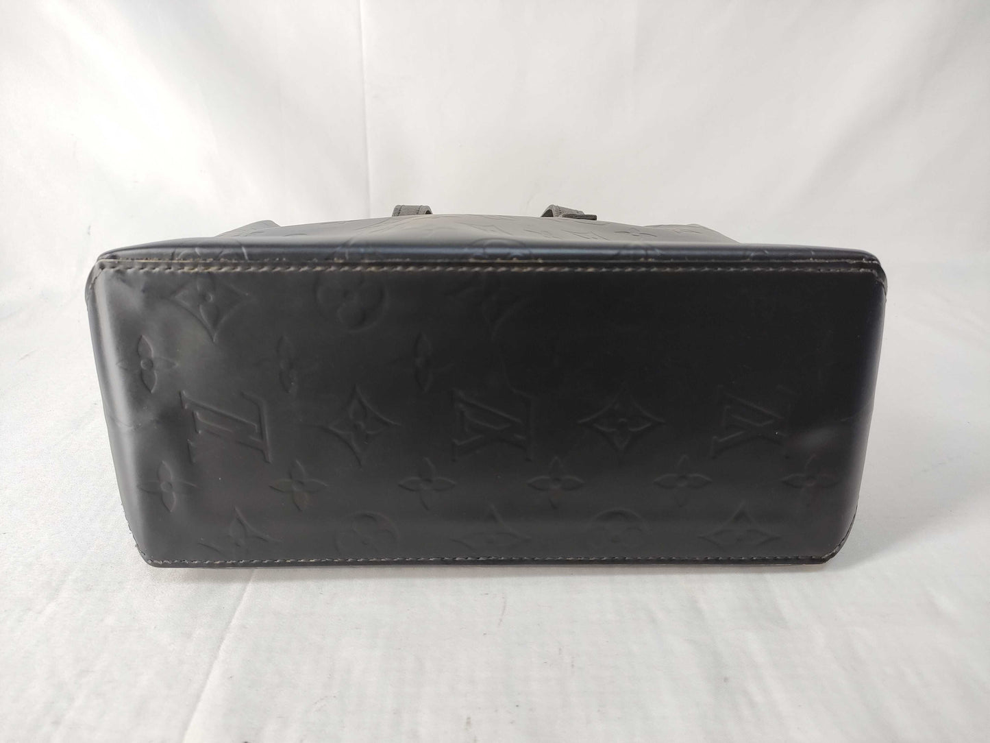 LOUIS VUITTON Monogram Matte Louis Vuitton Monogram Matte Reed PM Handbag