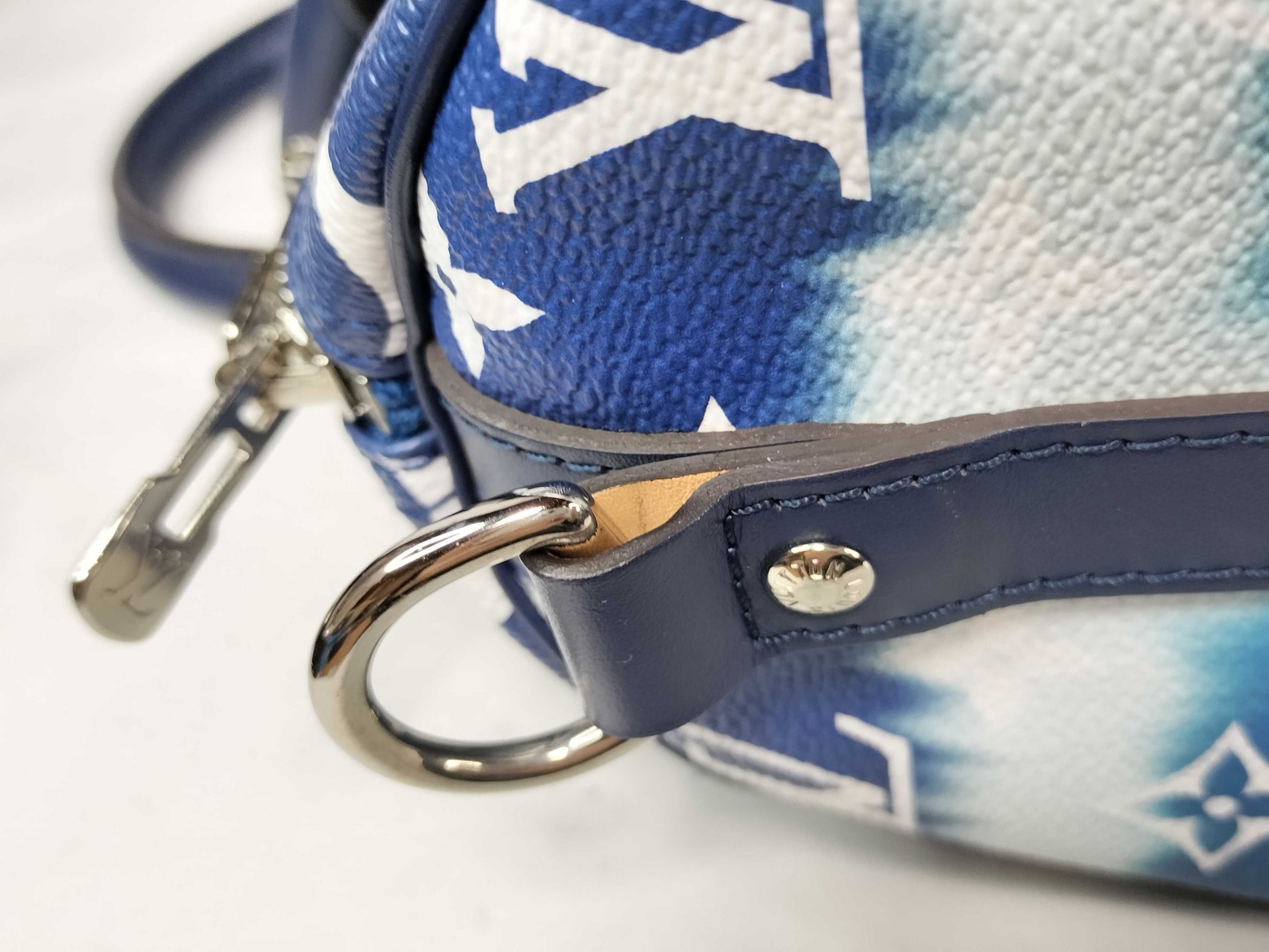 LOUIS VUITTON Speedy 30 Bandouliere Handbag