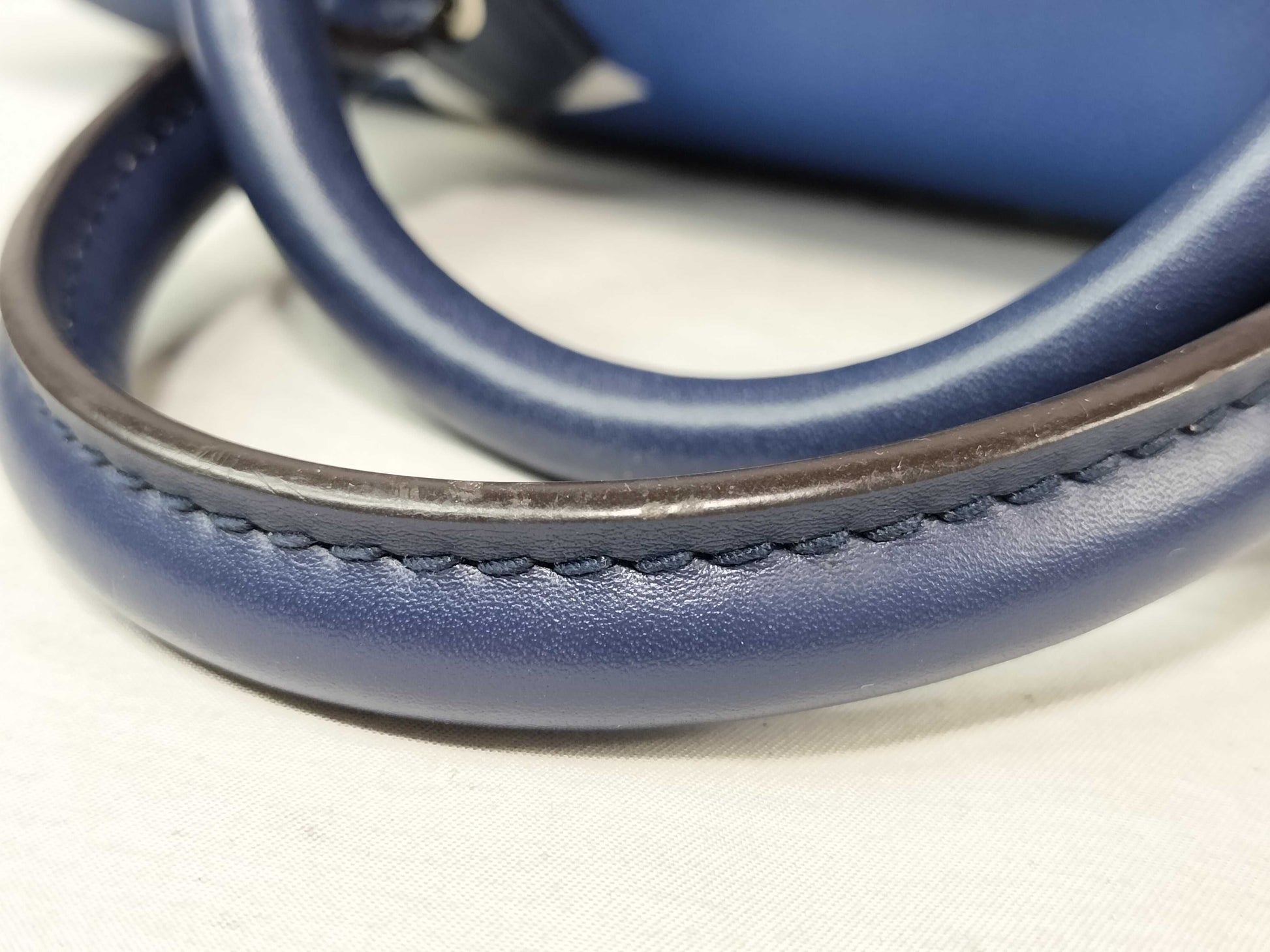 LOUIS VUITTON Speedy 30 Bandouliere Handbag