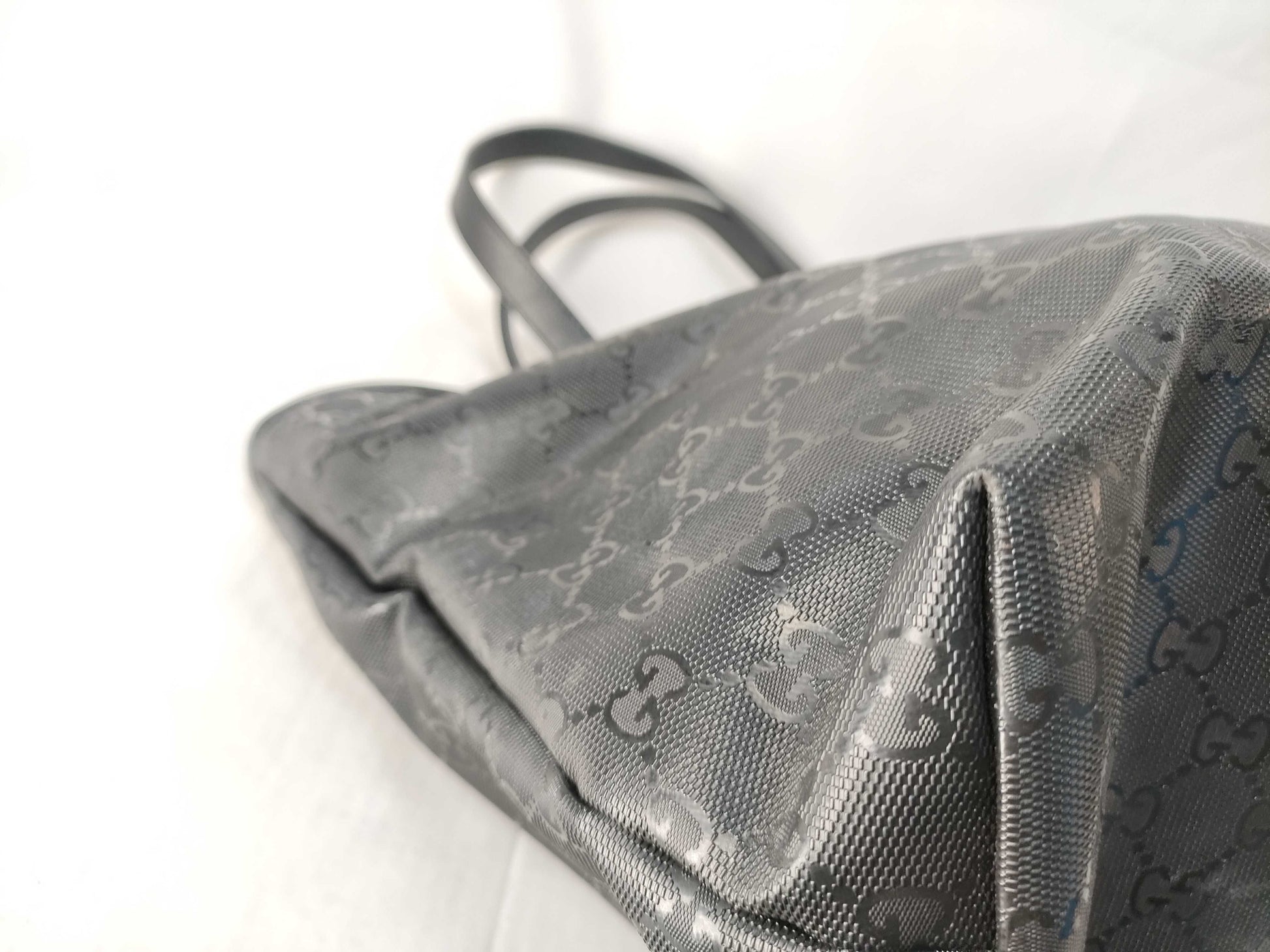 GUCCI GG Supreme Tote Bag