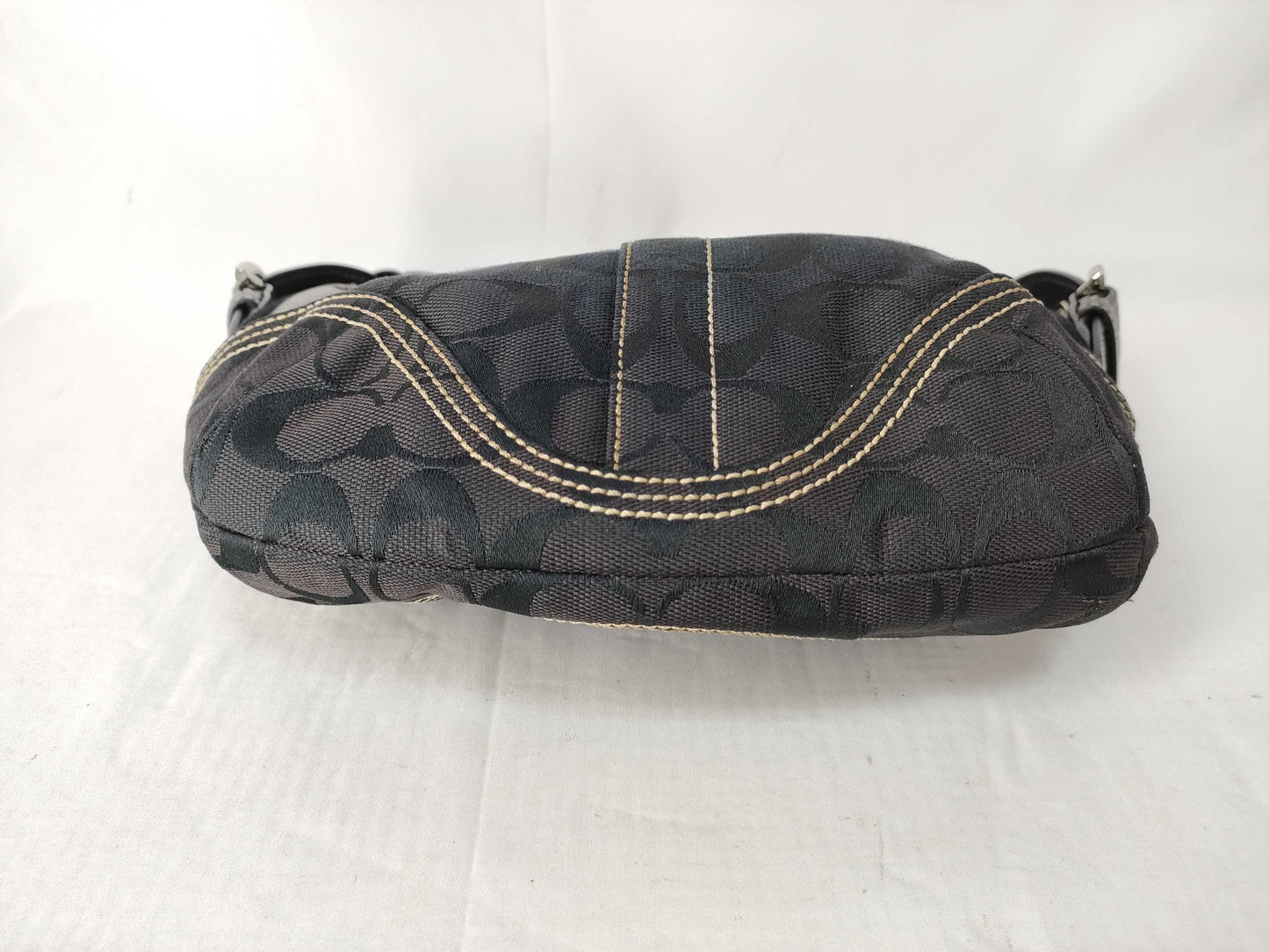 COACH COACH Accessory Pouch Signature 6266 Pouch