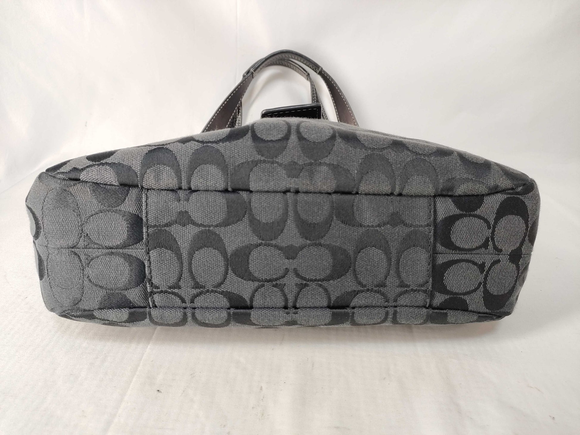 COACH Soho One-Shoulder Bag Signature F17094 Shoulder Bag