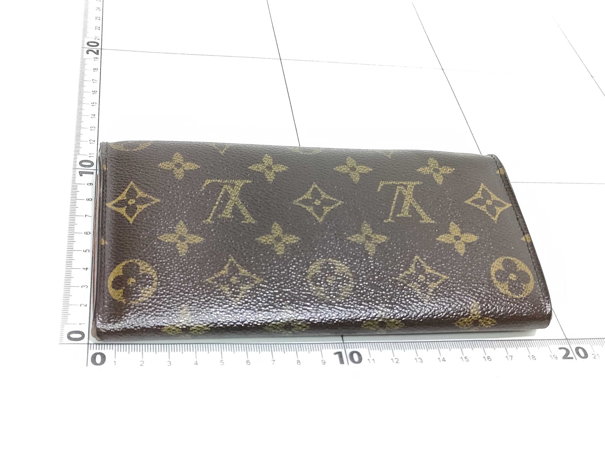 LOUIS VUITTON Monogram Porte Monnaie Credit Wallet M61725