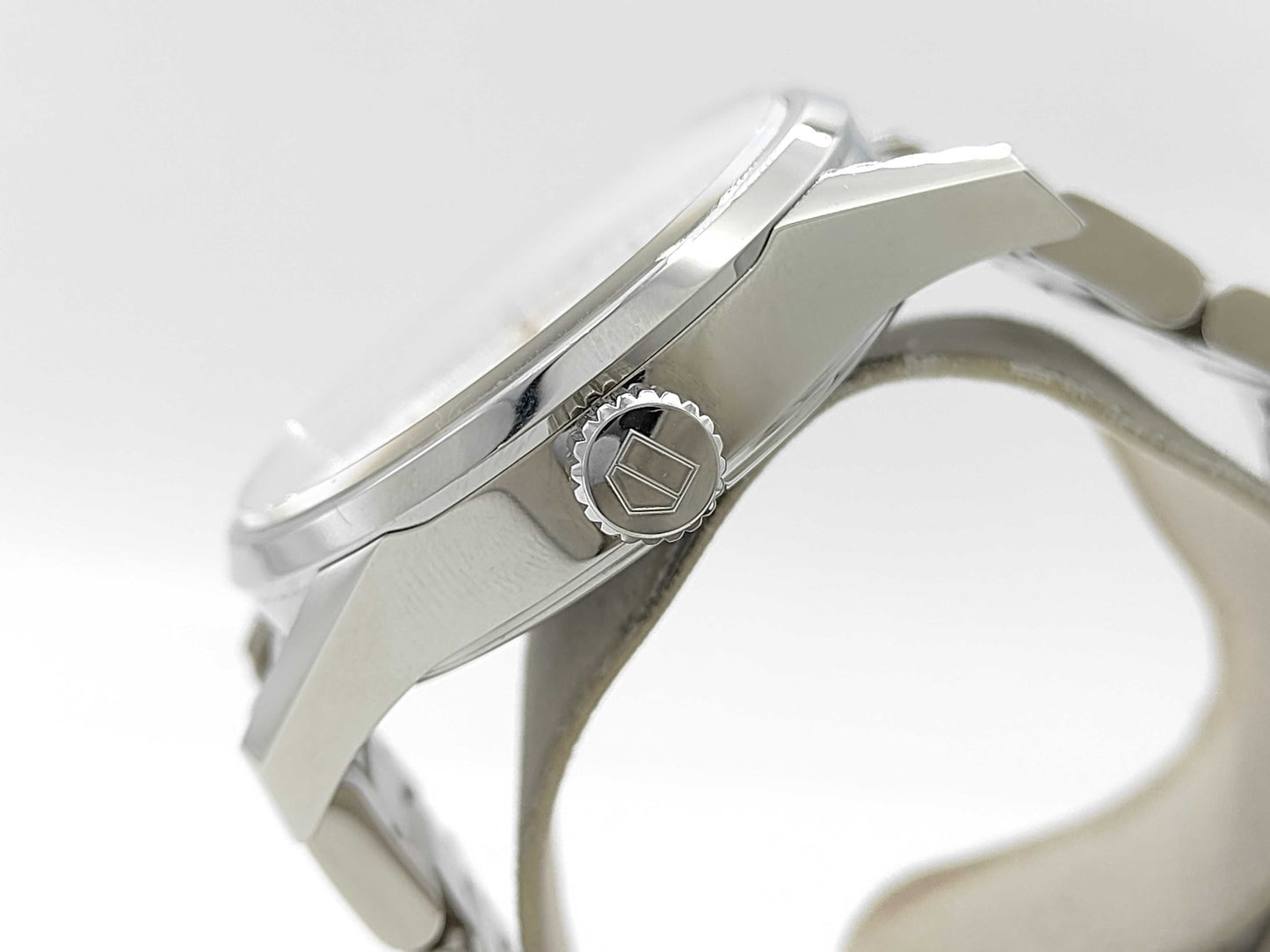 TAG Heuer Carrera WAR201D-1 WAC6731 Automatic Men's Watch