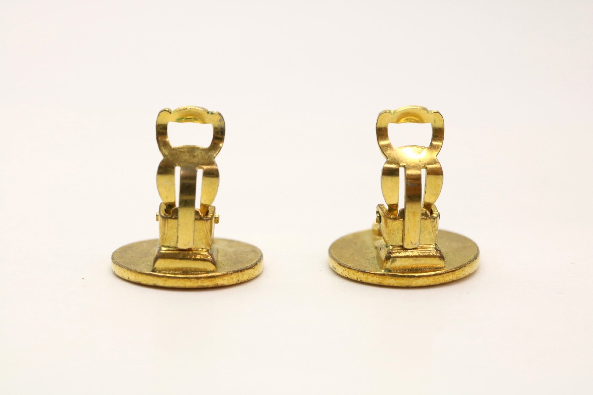 CHANEL Clover Gold 96A Earrings