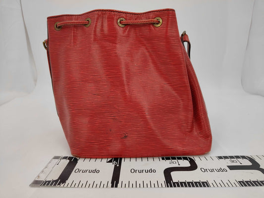 LOUIS VUITTON Epi Noe Shoulder Bag