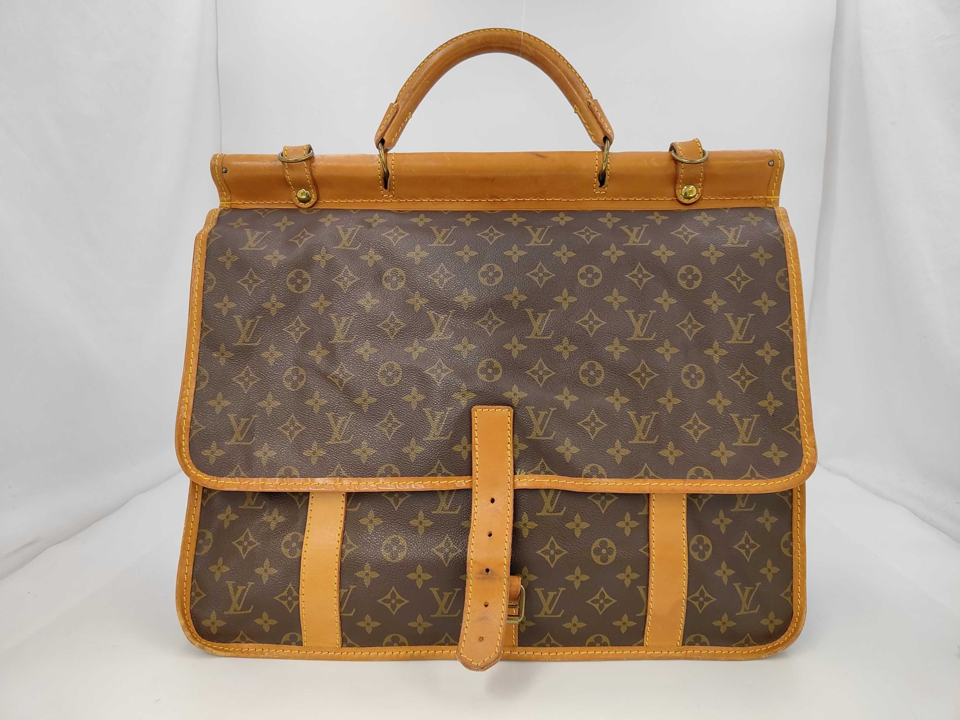 LOUIS VUITTON Monogram Sac Clever Handbag