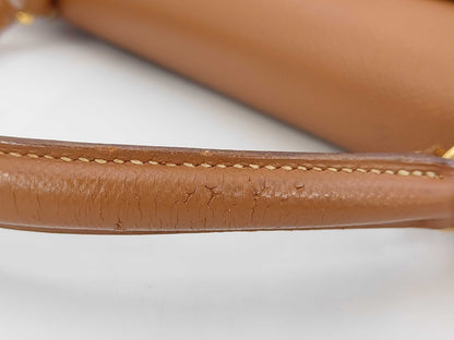 HERMES Kelly 32 Epson Gold 2-Way Handbag with W Engraving and ST Strap, Shoulder Bag