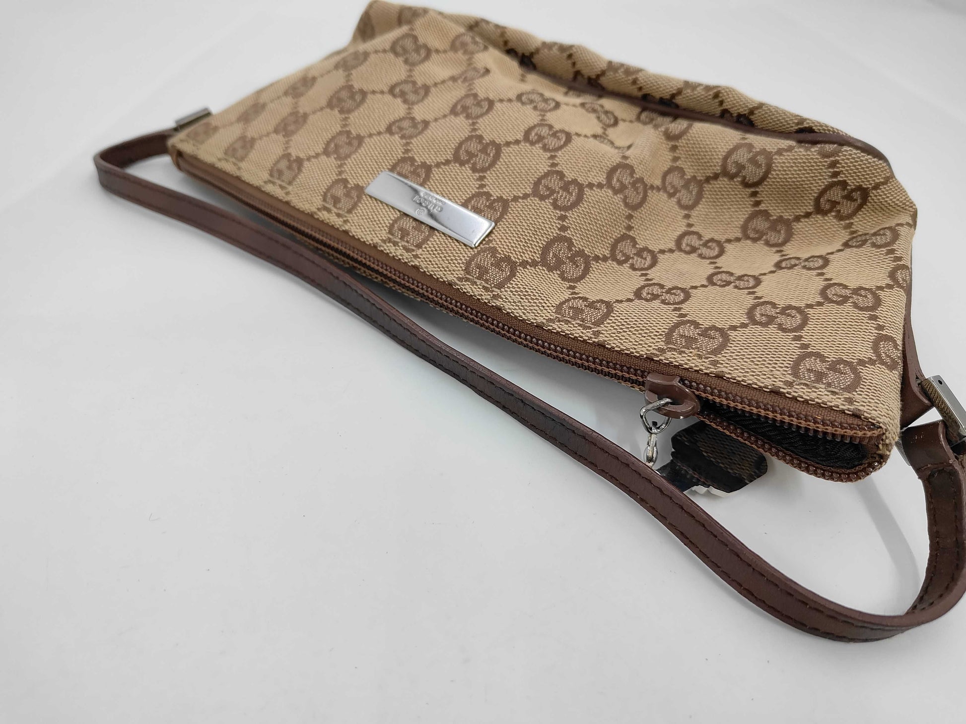 GUCCI GG pattern accessory pouch