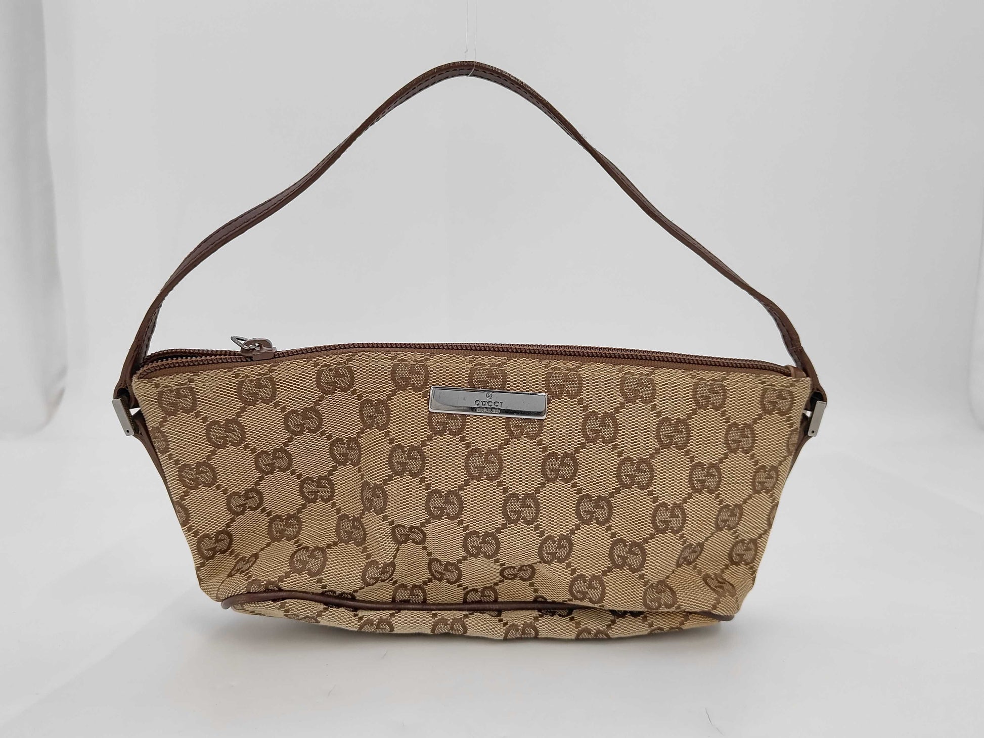 GUCCI GG pattern accessory pouch