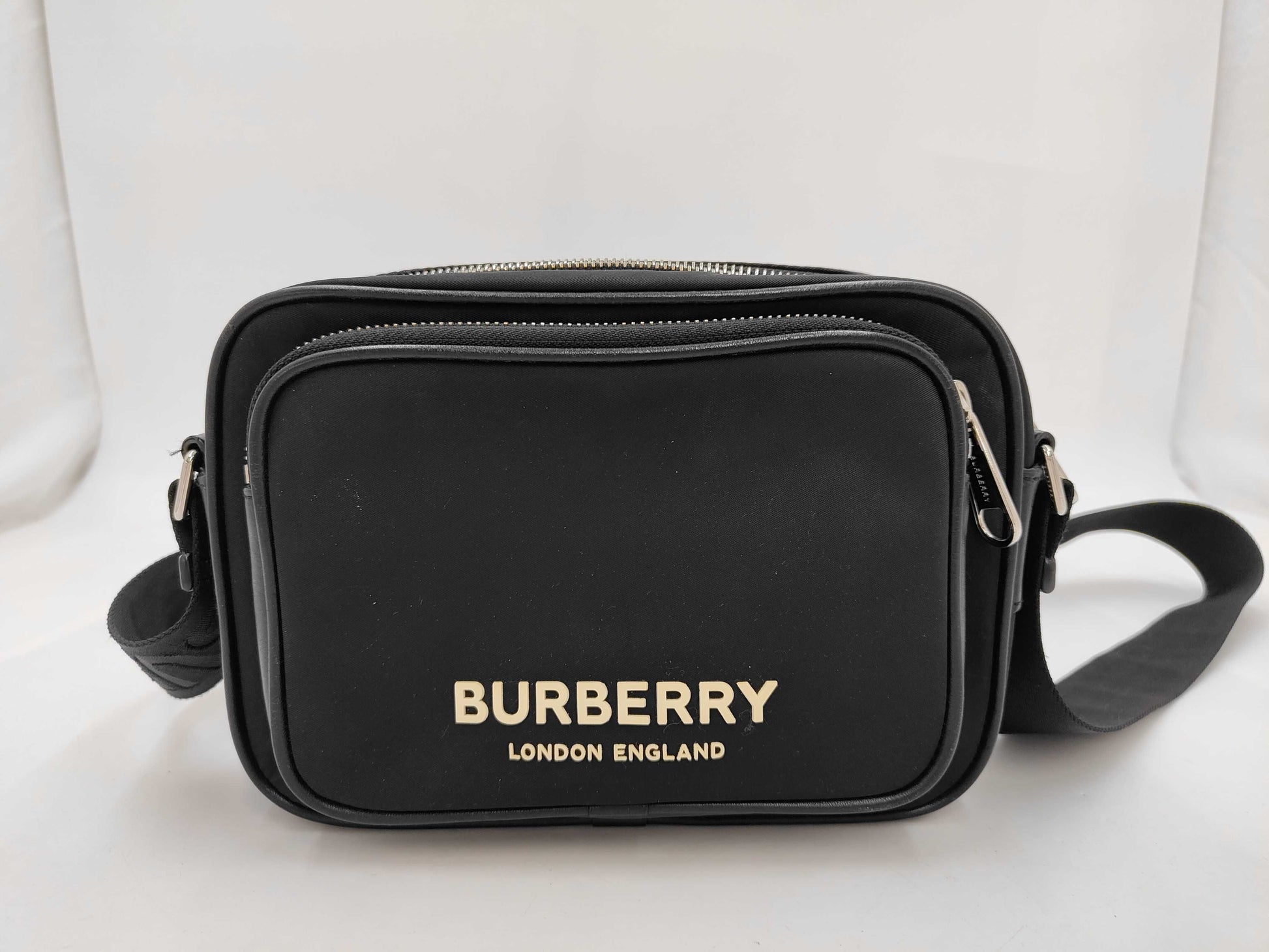 BURBERRY Black Shoulder Bag