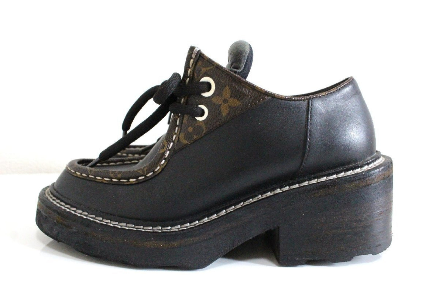 LOUIS VUITTON Bobur Line Monogram Shoes Women's Size 35 x Loafers