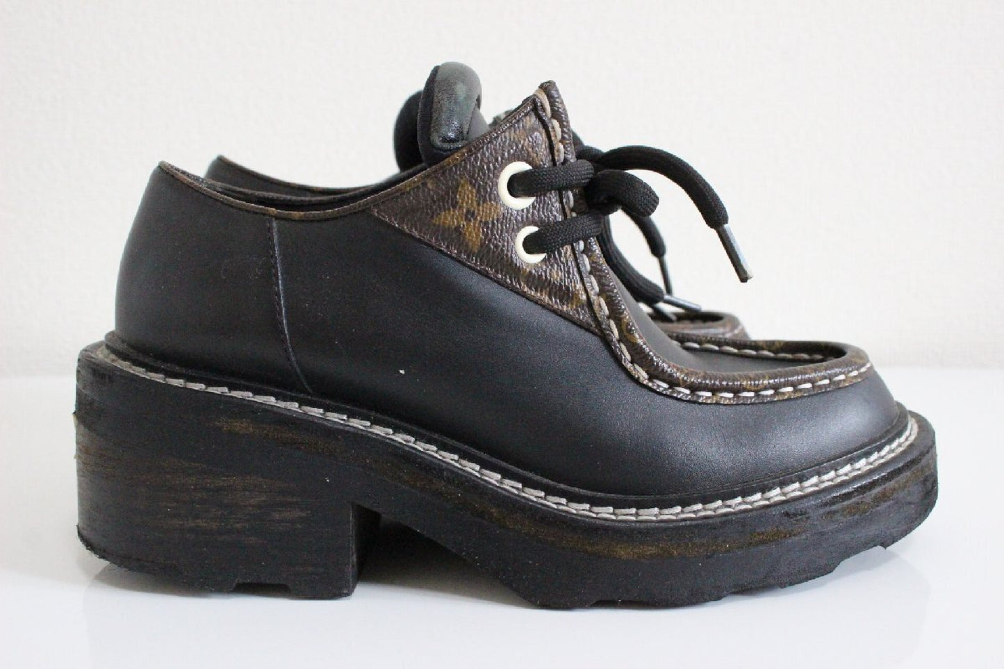 LOUIS VUITTON Bobur Line Monogram Shoes Women's Size 35 x Loafers