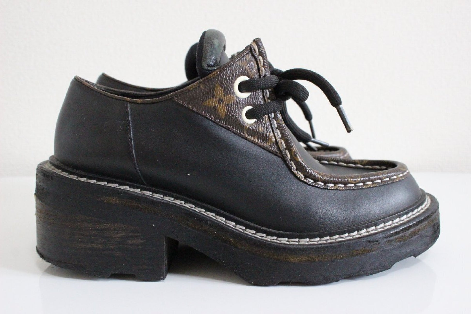 LOUIS VUITTON Bobur Line Monogram Shoes Women's Size 35 x Loafers