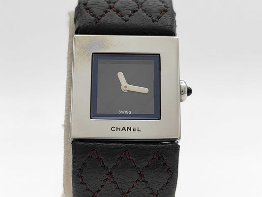 CHANEL Matelasse H0116 F.D.88951 Quartz Women's Watch