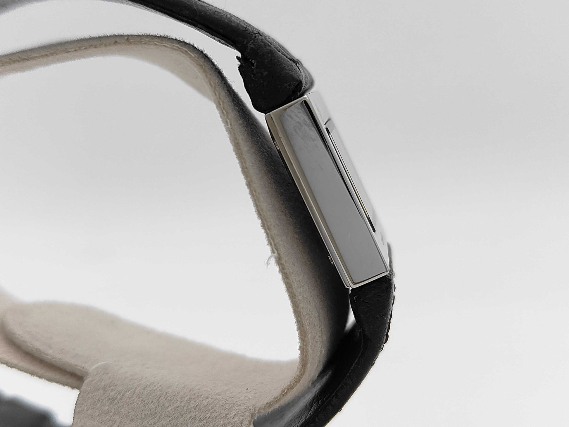 CHANEL Matelasse H0116 F.D.88951 Quartz Women's Watch