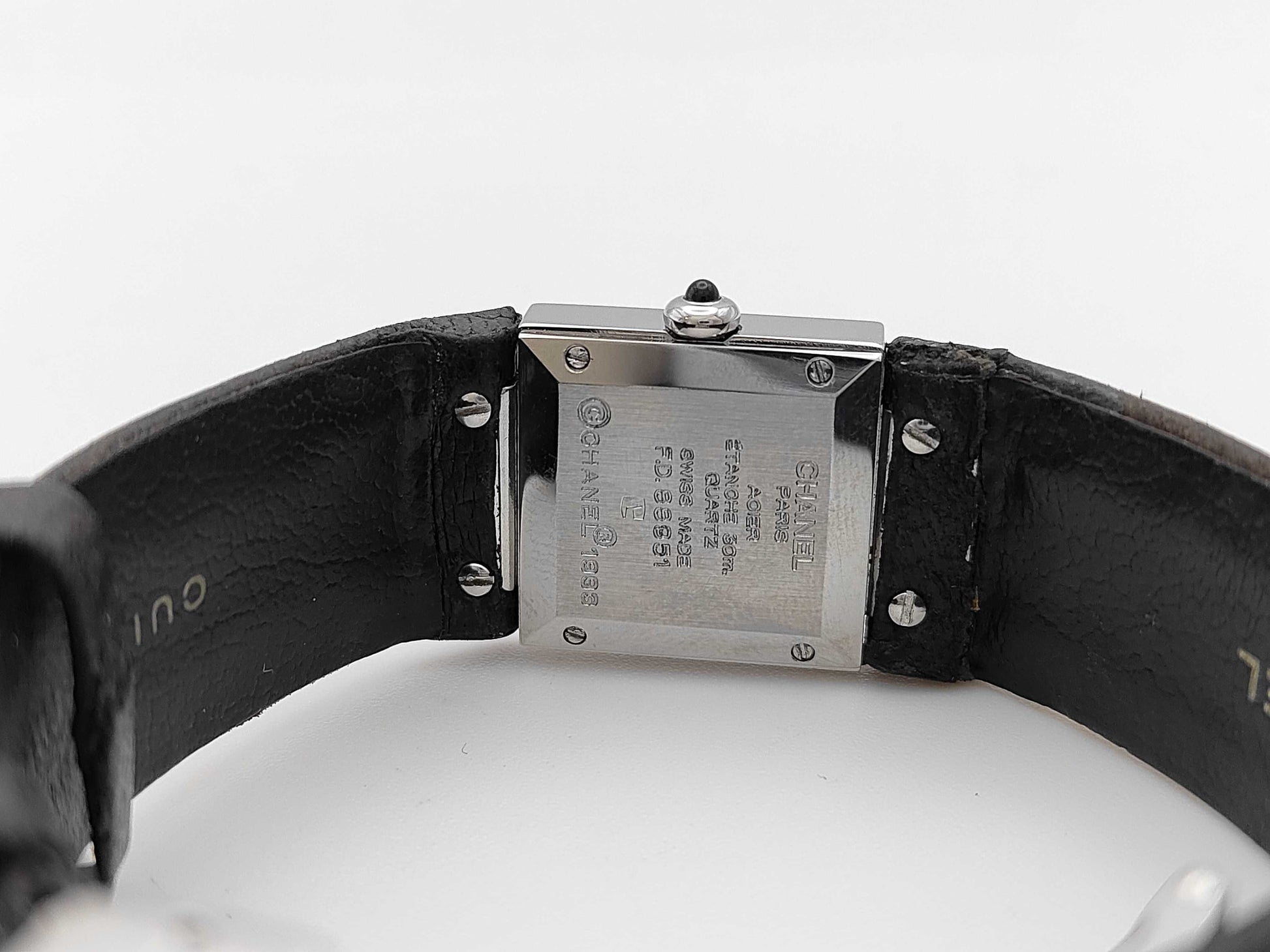 CHANEL Matelasse H0116 F.D.88951 Quartz Women's Watch