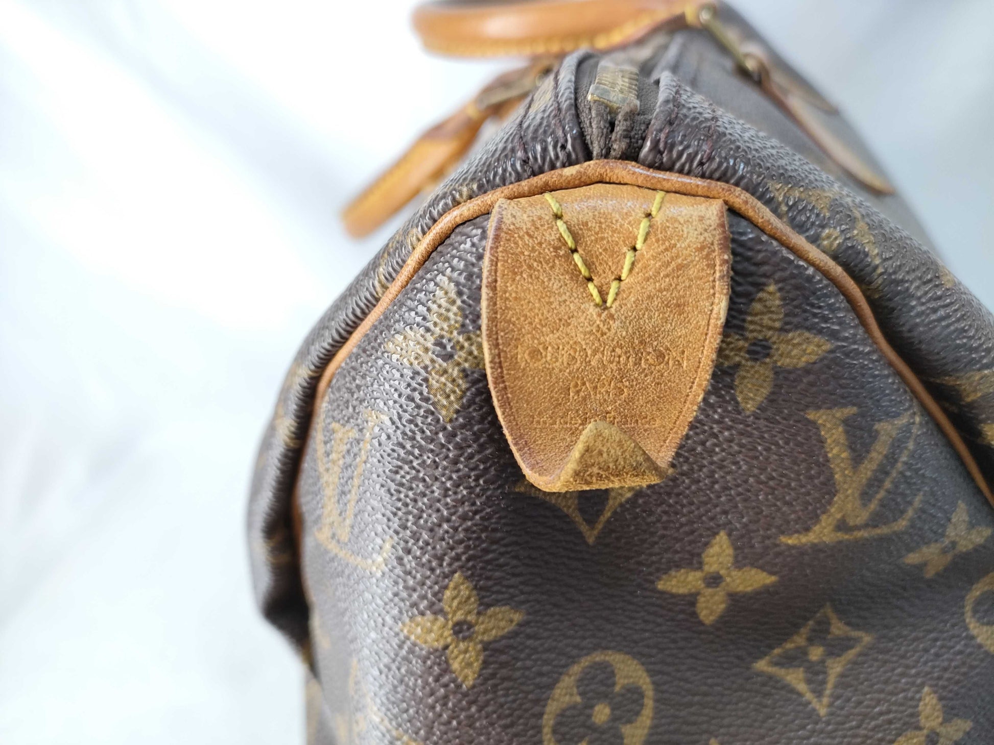 LOUIS VUITTON Monogram Louis Vuitton Monogram Speedy 40 Boston Bag