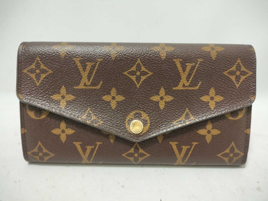 LOUIS VUITTON Monogram Louis Vuitton Monogram Portefeuille Sarah Wallet