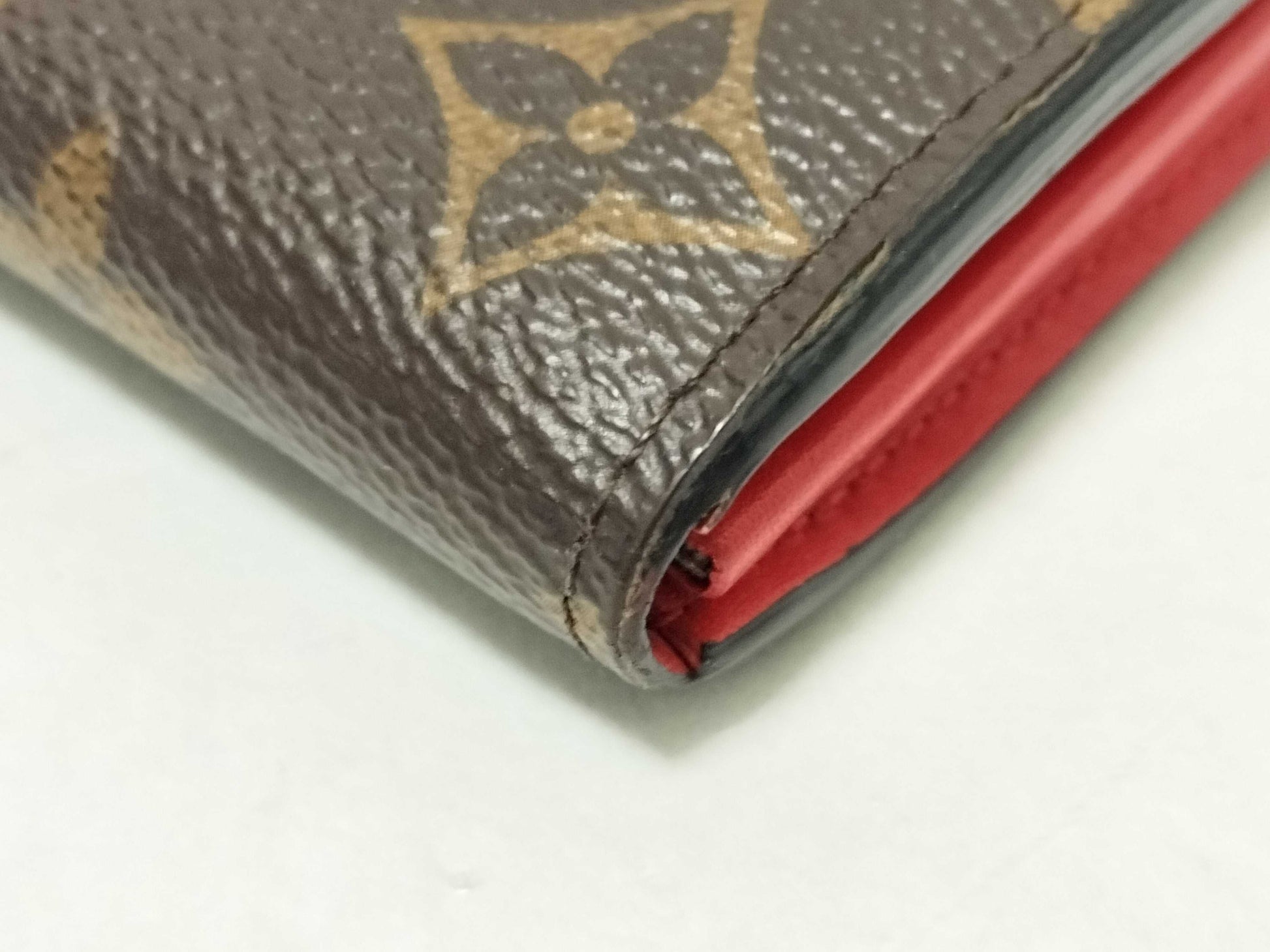 LOUIS VUITTON Monogram Portefeuille Tullie Wallet