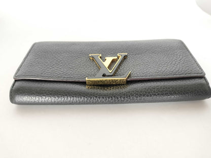 LOUIS VUITTON Monogram Portefeuille Capucines Wallet