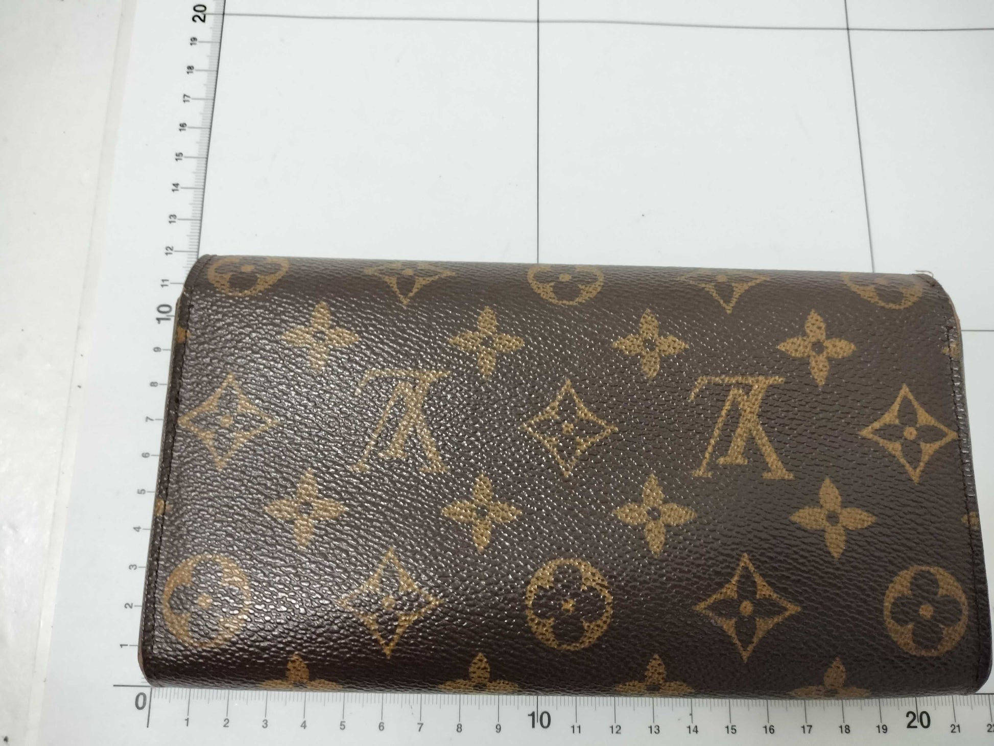 LOUIS VUITTON Monogram Louis Vuitton Monogram Long Wallet