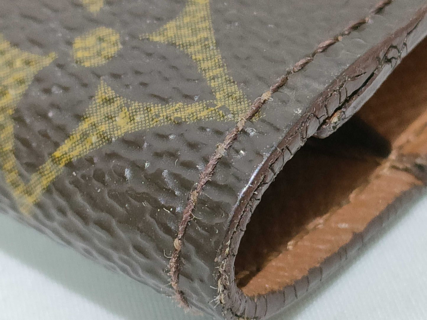 LOUIS VUITTON Monogram Louis Vuitton Monogram International Wallet