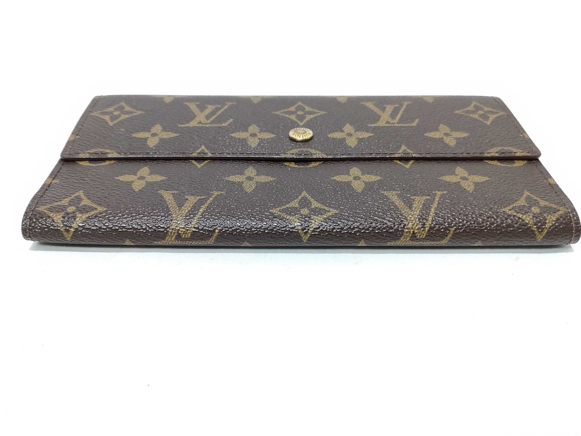 LOUIS VUITTON Monogram Louis Vuitton Monogram International Wallet