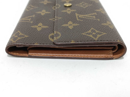 LOUIS VUITTON Monogram Louis Vuitton Monogram International Wallet