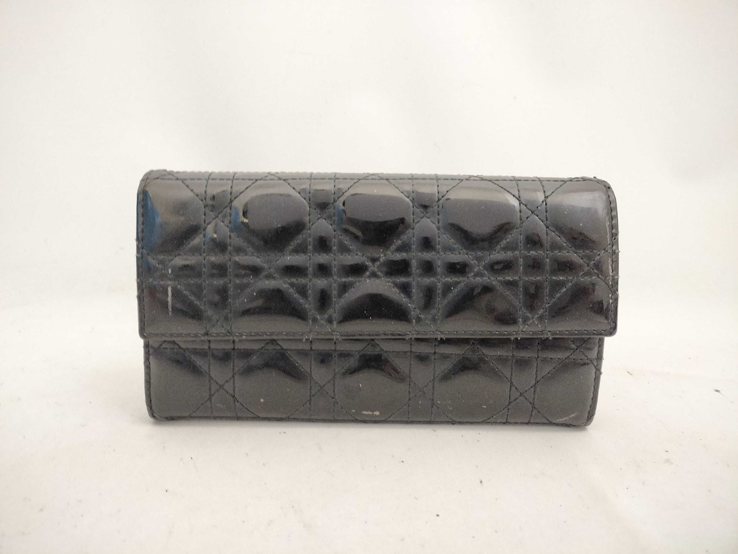 Dior Lady Dior Canage Round Wallet Enamel Wallet