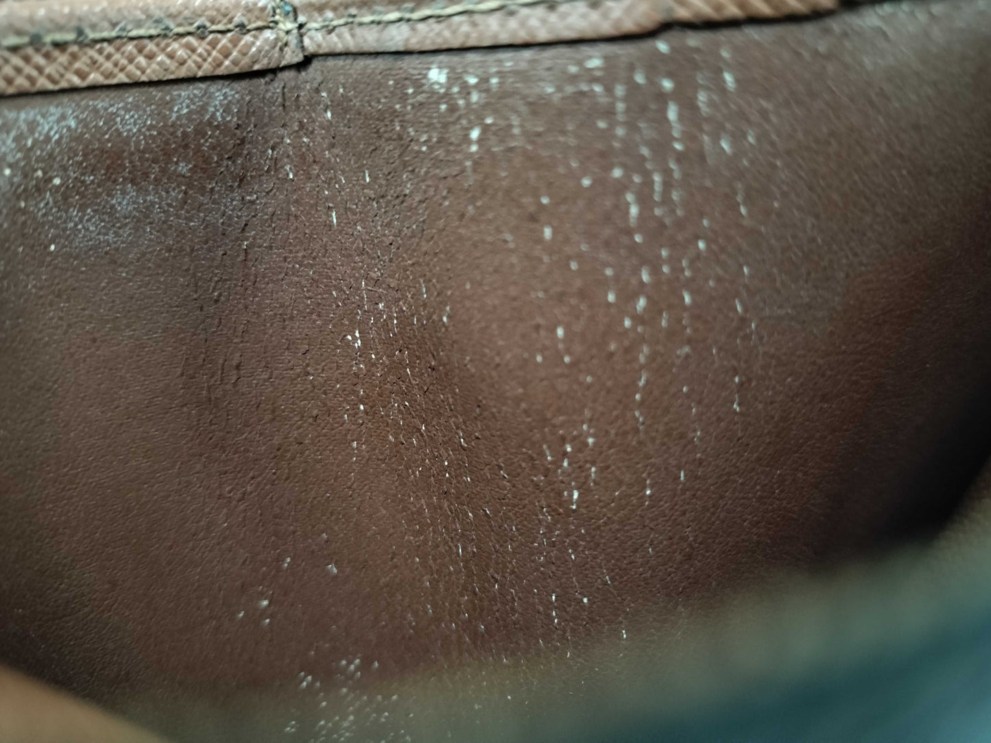 LOUIS VUITTON Monogram Louis Vuitton Monogram Wallet, Key Case, and 4 Other Items Set