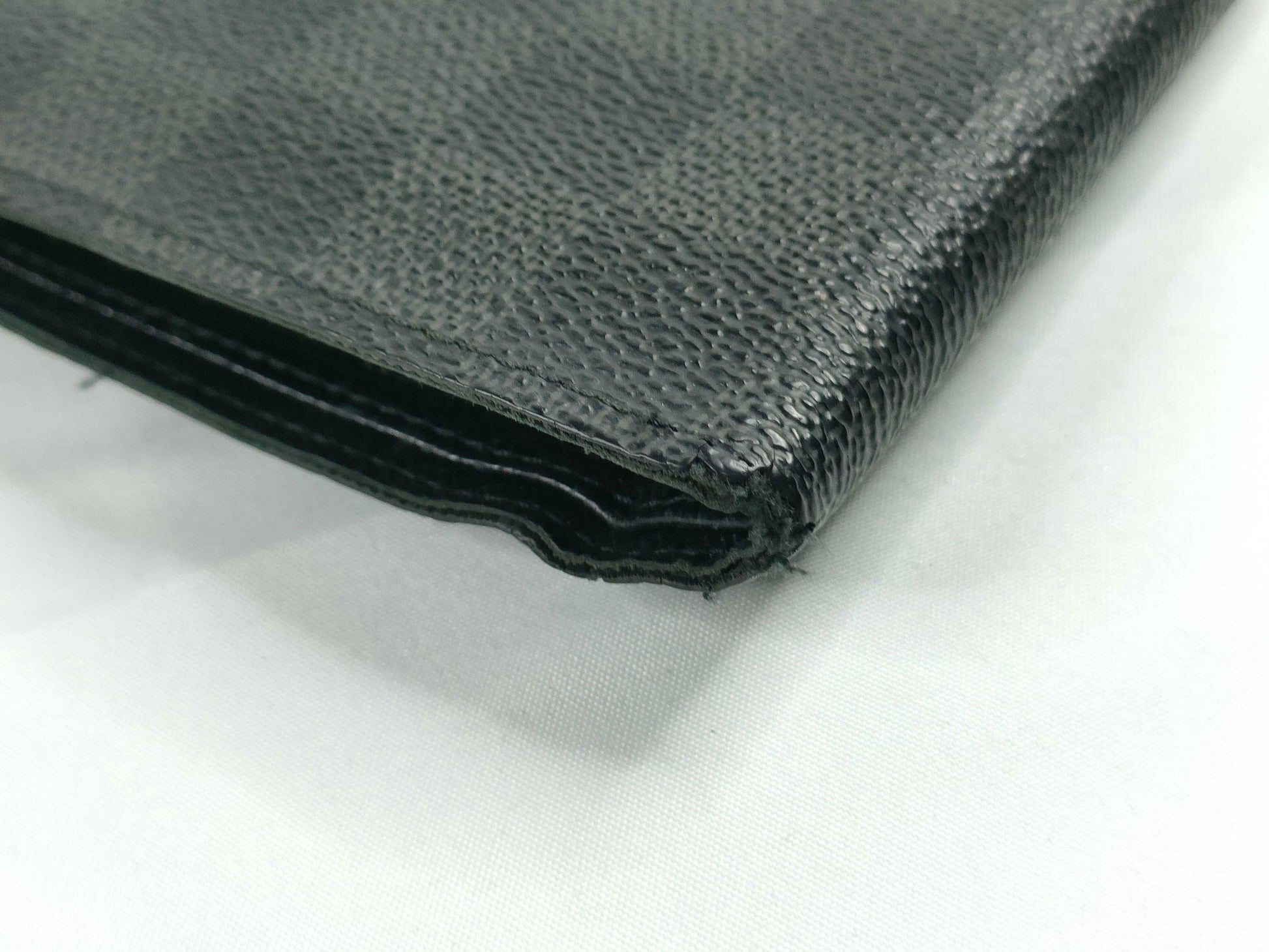 LOUIS VUITTON Monogram Louis Vuitton Taiga Monogram Damier Graphite Wallet and 3 Other Items Set