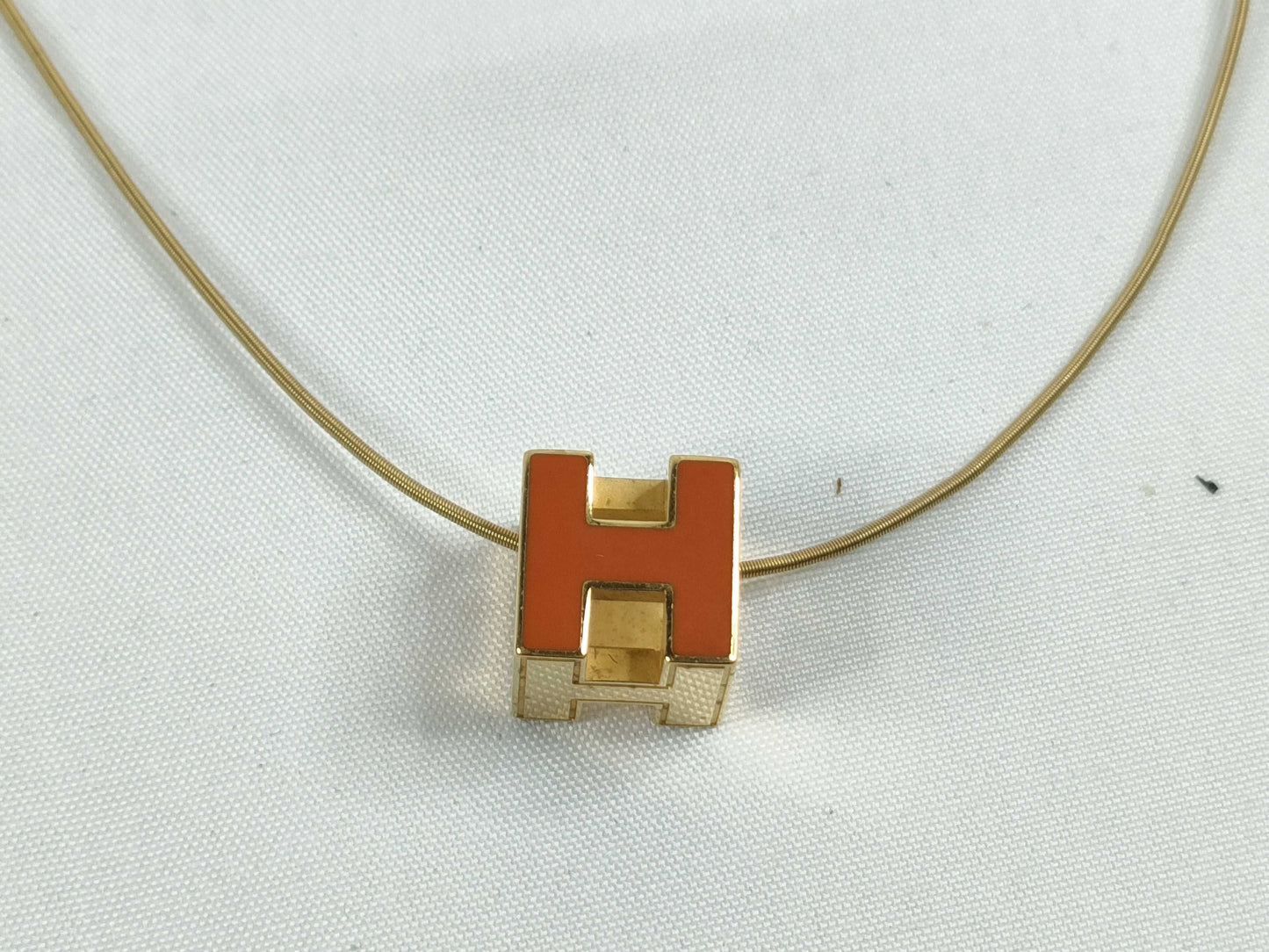 HERMES H Cube Necklace with Box