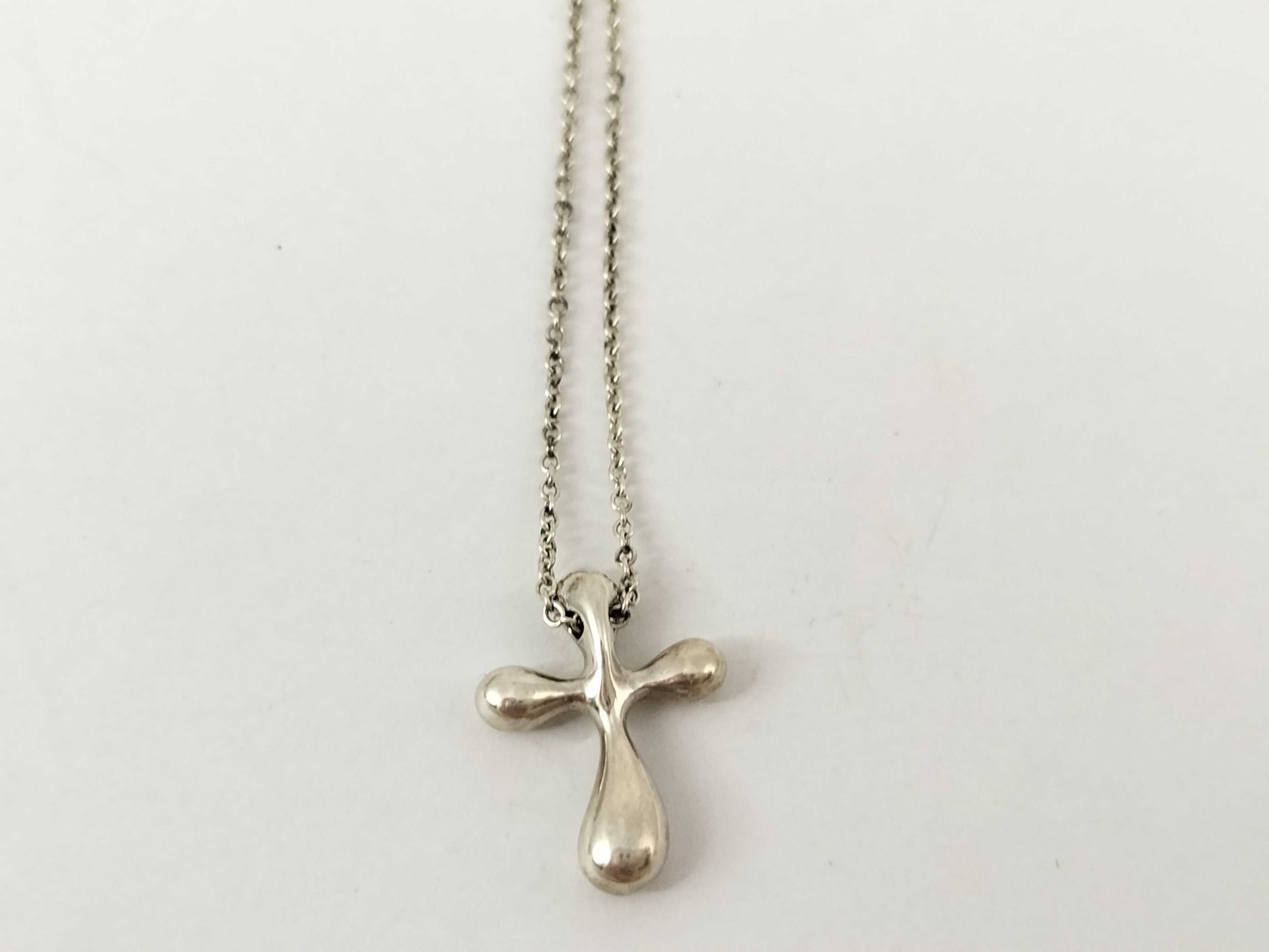 Tiffany & Co. Tiffany Elsa Peretti Cross Necklace Necklace
