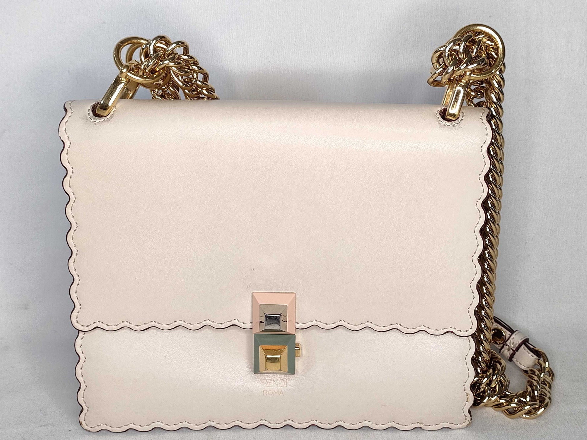 FENDI FENDI Fendi Chain Shoulder Bag Shoulder Bag Shoulder Bag